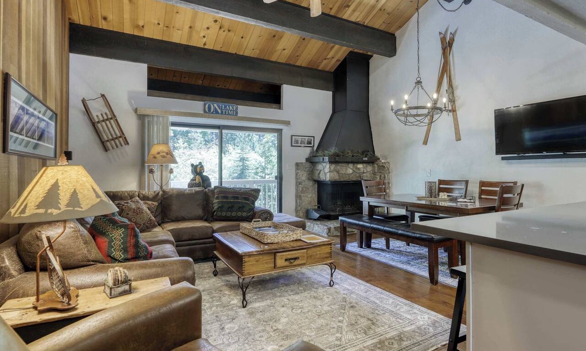 Kings Beach House | Kings Beach Creekside Retreat