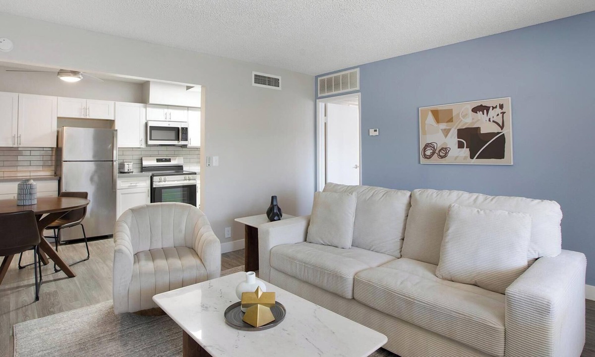 Rancho Oakey Apartment | Landing | Amazing 1BD, Gym