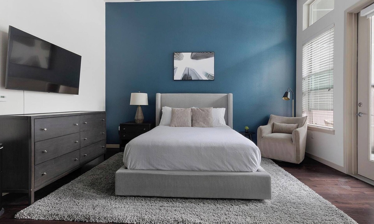 West Colfax Apartment | Landing | Incredible Studio, Clubhouse, Pool