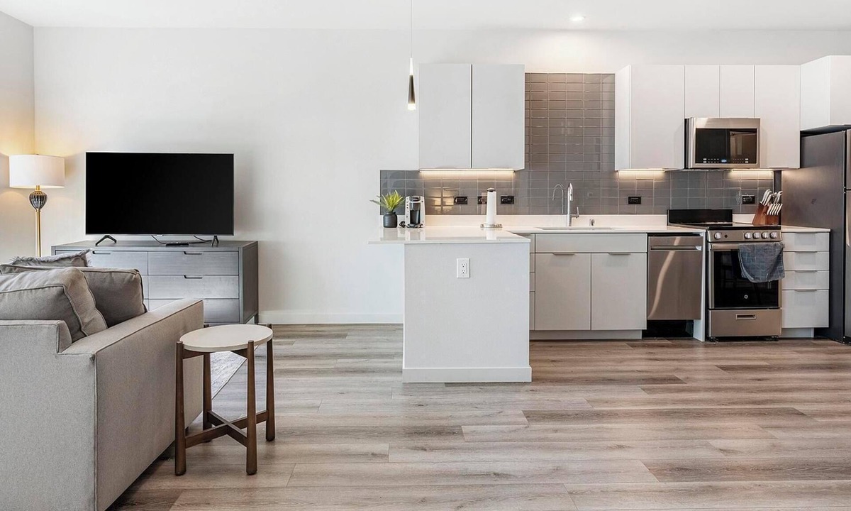 Reno/Tahoe Airport Apartment | Landing | Incredible Studio, Yoga Studio, Pool