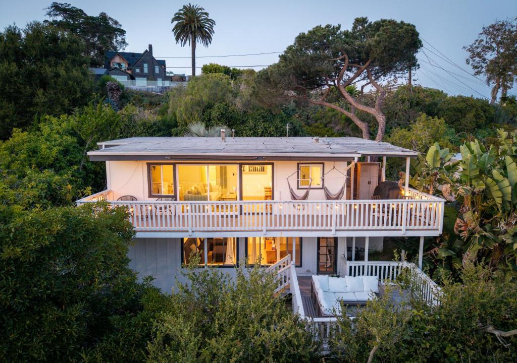 Summerland House | Lillie's Oceanview Retreat | Chosen Beach Collection