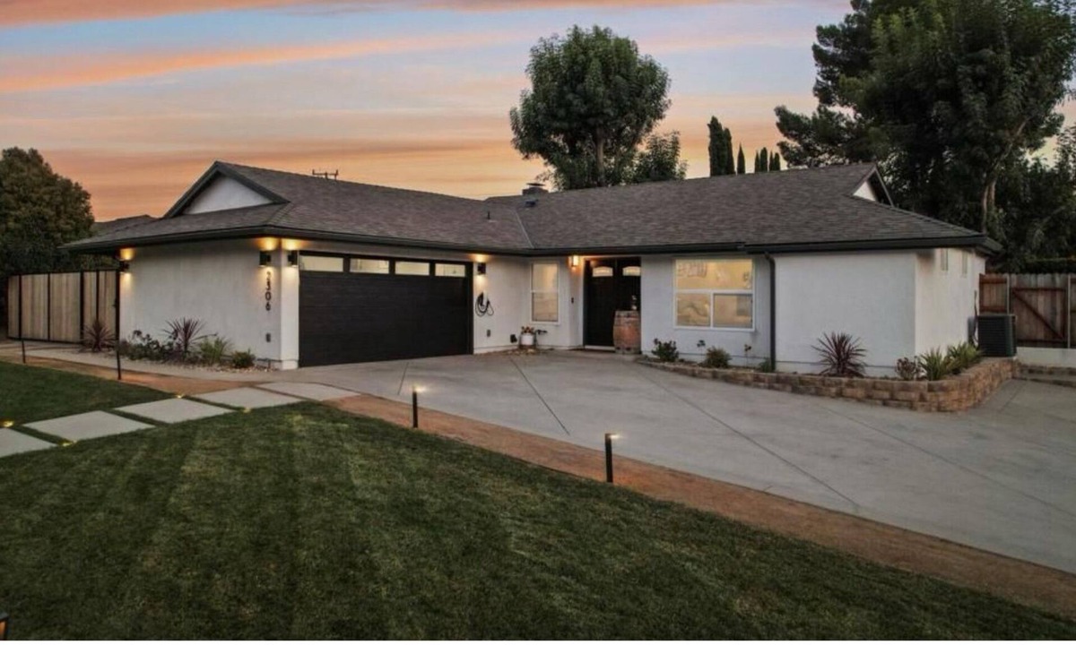 Thousand Oaks House | Lotus Moon Spa House - enjoy a peaceful stay in Thousand Oaks