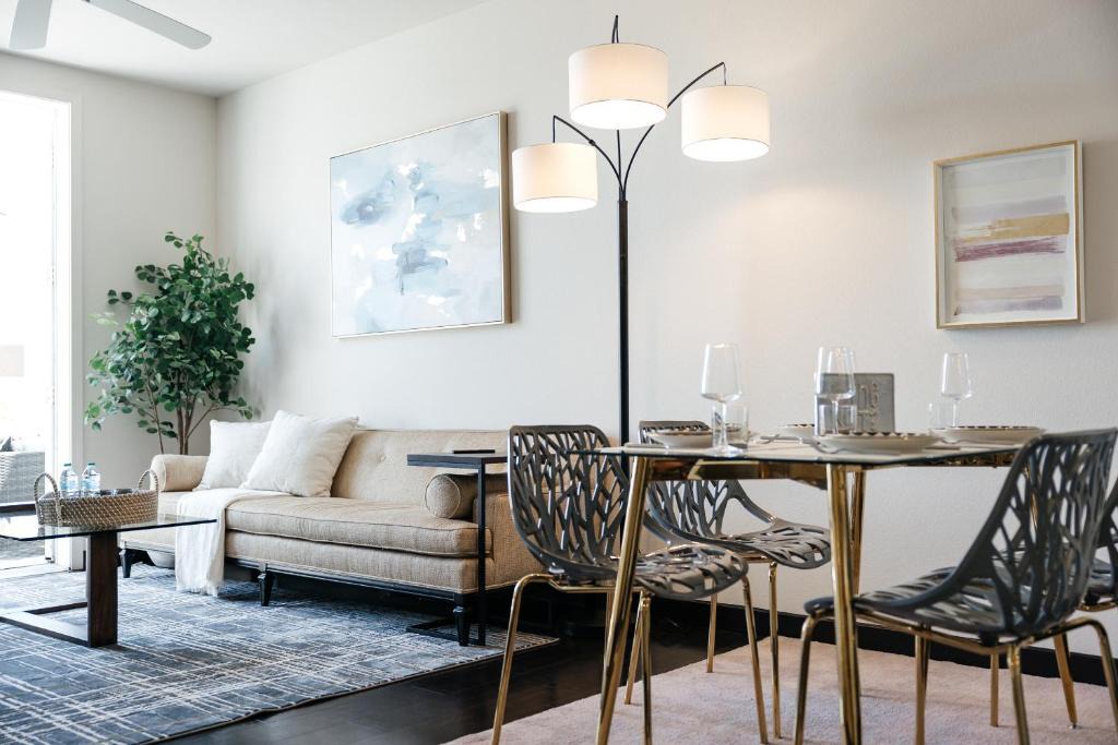 Los Angeles Apartment | Lovely 1 BD in West Hollywood