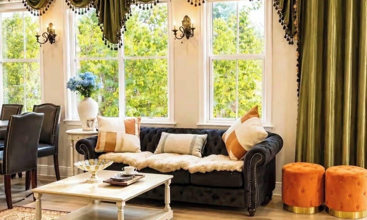 Downtown San Jose Apartment | Luxury 3BR/2BA Apartment with Forest View Balcony, Pool & 7-Star Comfort