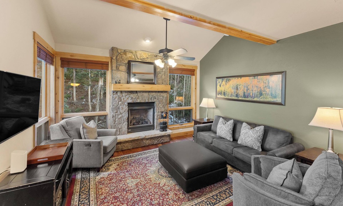 Keystone House | Luxury Keystone Townhome w/Gorgeous Views from Two Private Balconies!