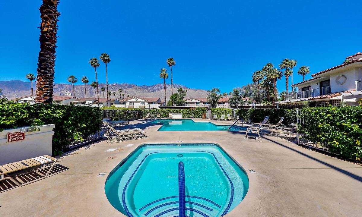 Palm Springs Condo | Majestic Views Palm Springs Condo
