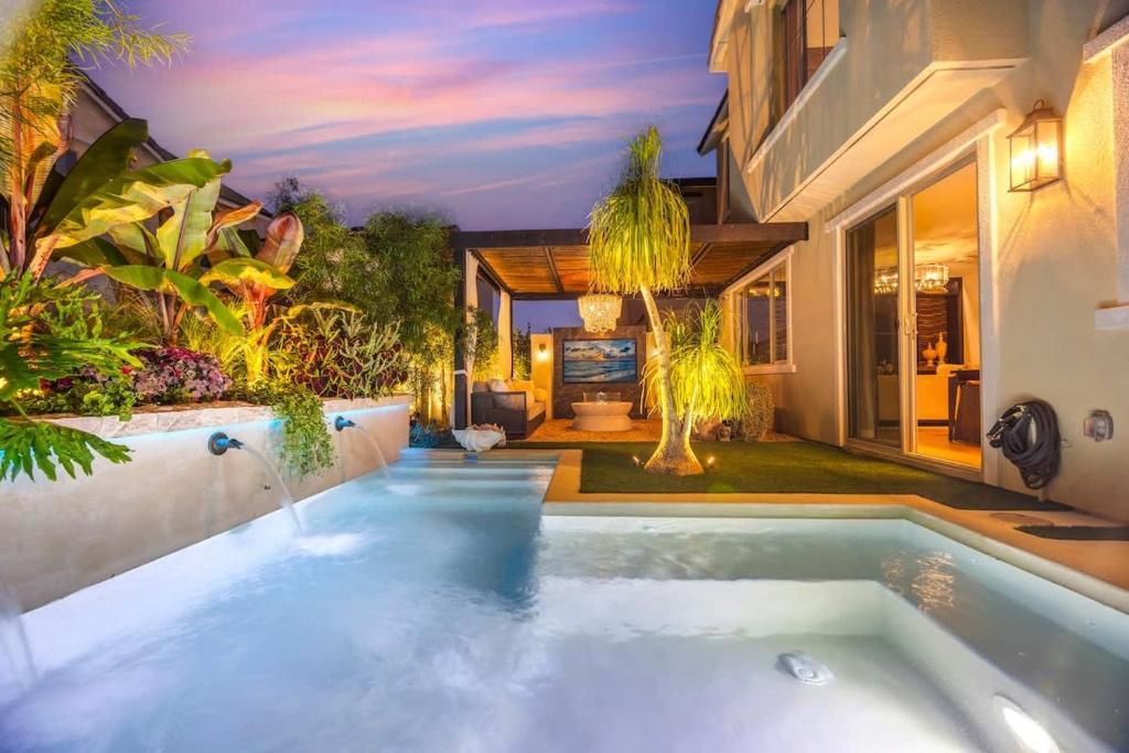 San Juan Capistrano House | Marbella Lane - Stylish Dream Home in RMV w Pool