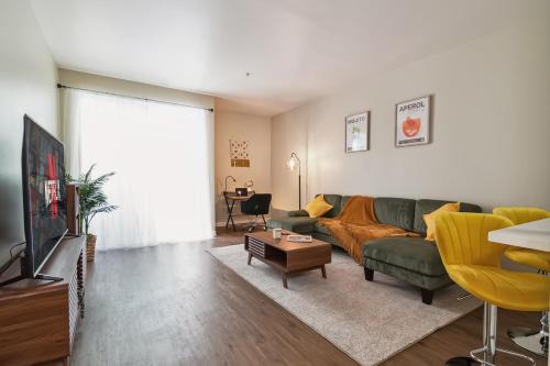 Del Rey Apartment | Modern 1bd apt in Marina del Rey w Free Parking