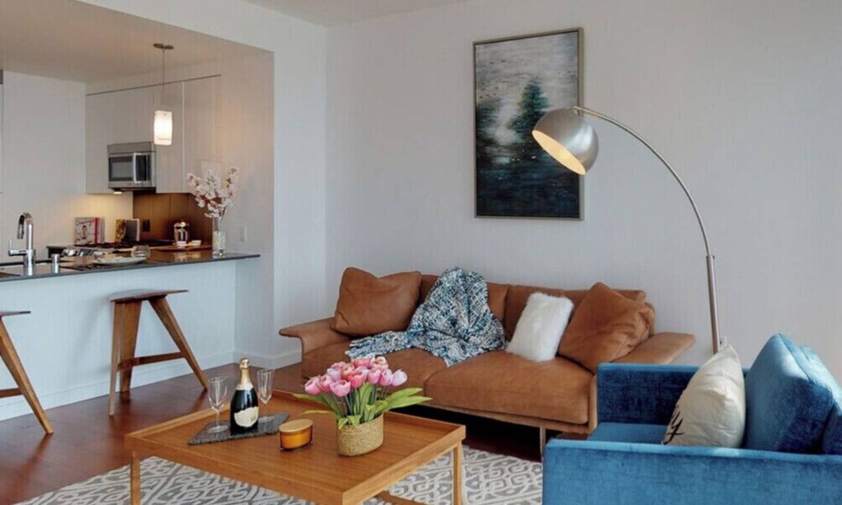 Rincon Hill Condo | Modern 1BR Condo at 399 Fremont w Pool