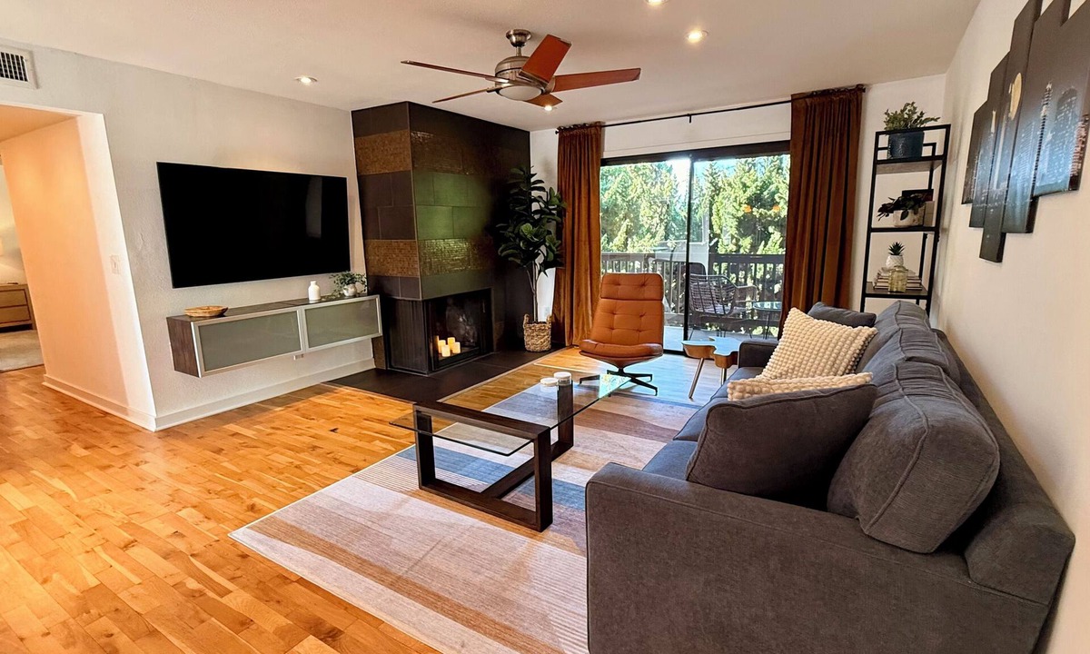 Hillcrest Condo | Modern 2BR Condo Near Downtown San Diego