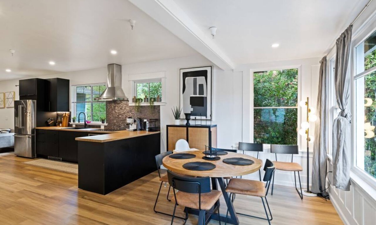 Mill Valley Apartment | Modern Retreat in the Heart of Downtown Mill Valley