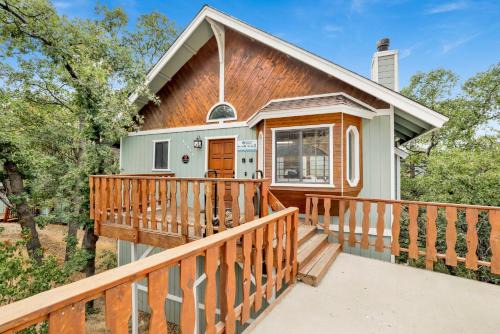 Upper Moonridge House | Moonridge Treehouse #2570