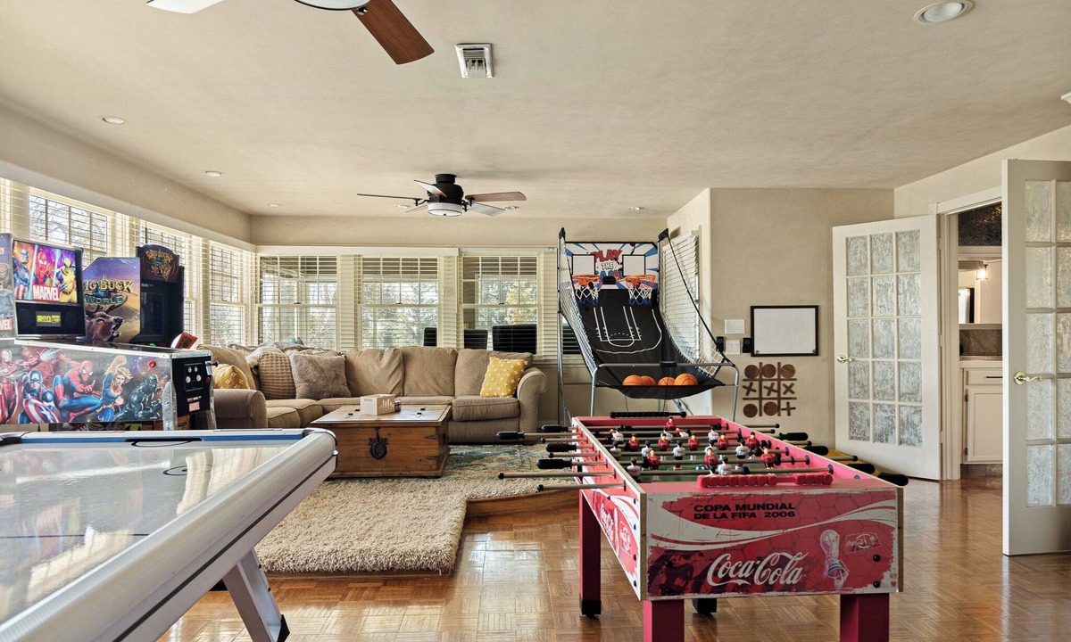 Running Springs House | Mountain Fun Lodge: Big Spaces, Big Views, Endless Games, Family Memories