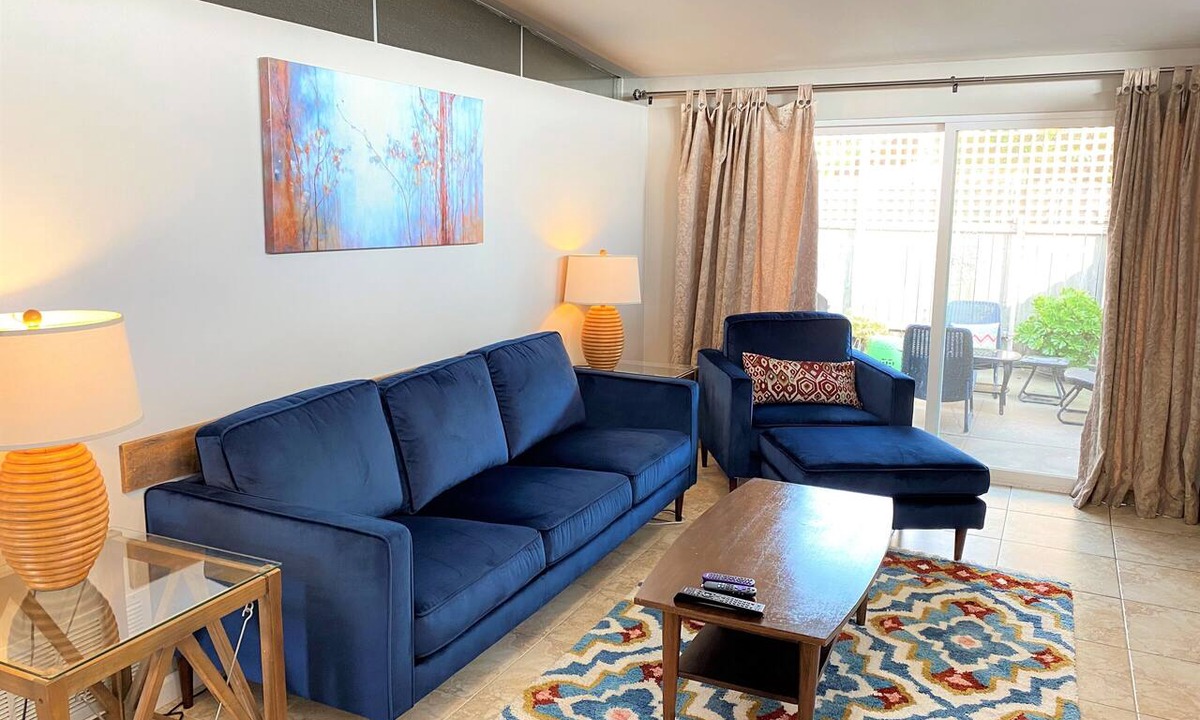 North Arroyo Condo | Mountain view condo unit in Angeles Forest Foothills – Near Old Town Pasadena