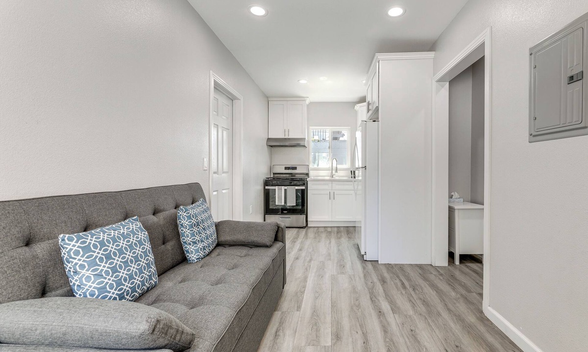 Downtown Los Angeles House | Near USC & DTLA! Extended Stay in West Adams