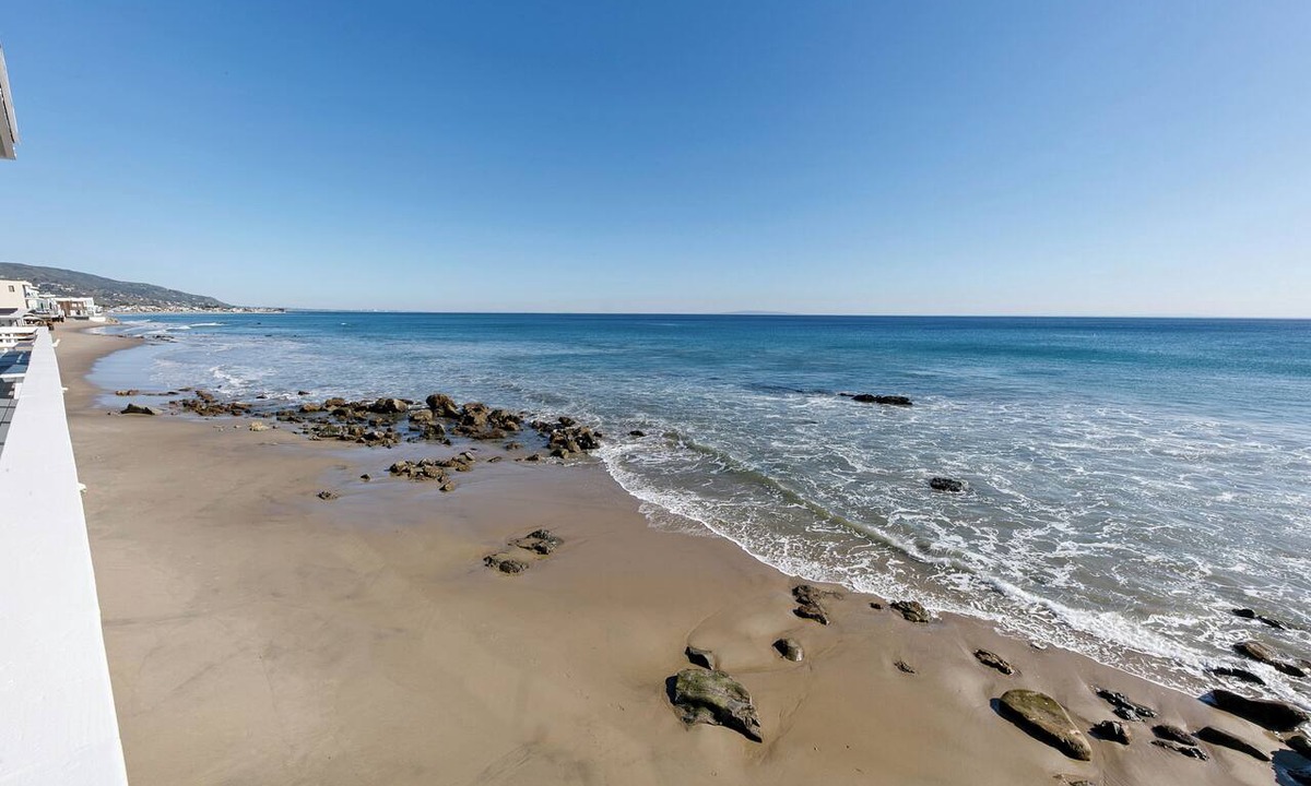Eastern Malibu Apartment | New Beachfront Guest Unit + Private Rd + Parking, Pet-Friendly