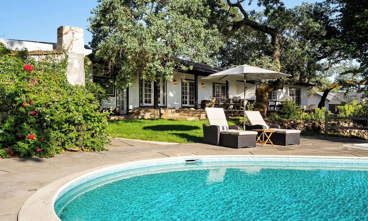 Glen Ellen House | Oak and Stone | Pool + Glen Ellen Wine Country