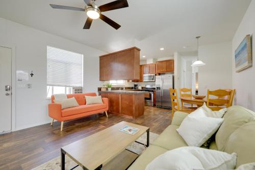 Oak View House | Oak View Home w/Private Covered Patio!