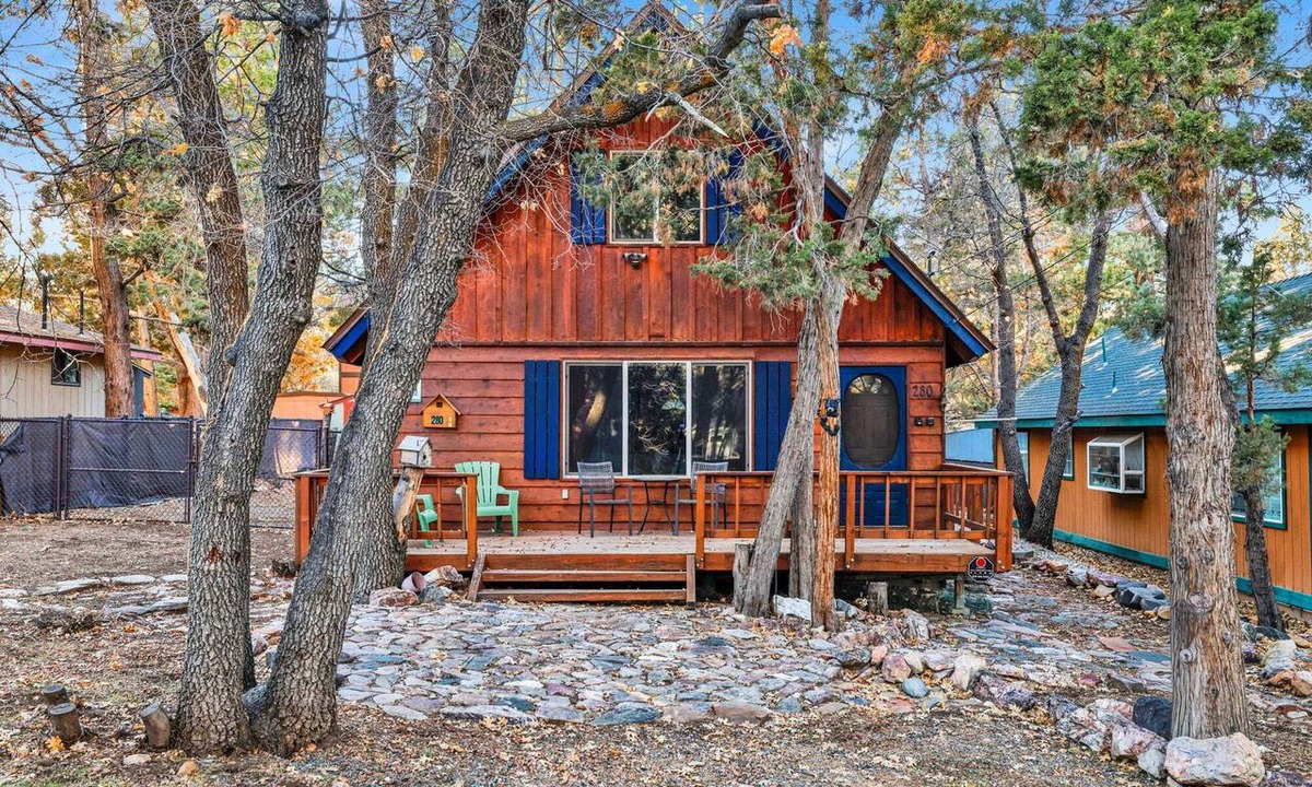Sugarloaf Cottage | Oakwood Cottage #2582