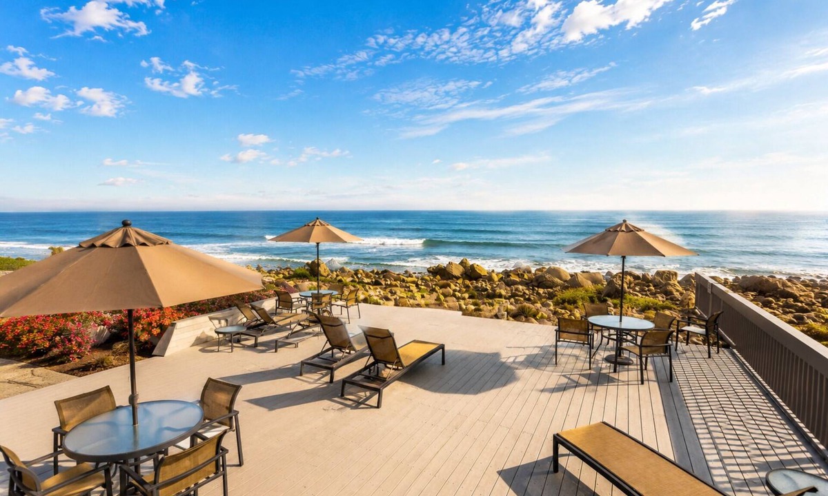 Montecito House | Ocean Front, Great 4 Families, Walk To Beach, Pool