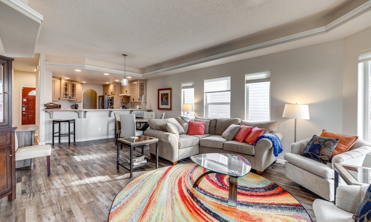 Oceanside House | Oceanside Beach Home w/180-Degree Views!
