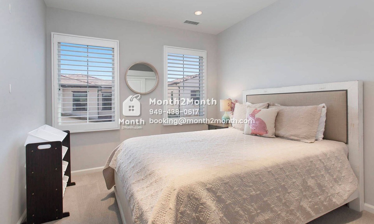Orchard Hills House | Orchard Hills Coral on Rodeo #7110