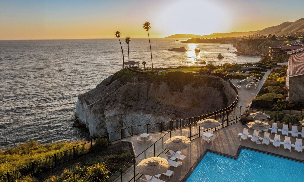 Motel District Hotel | Pacific Point Resort