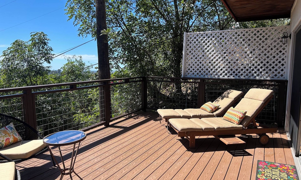 Mount Helix House | Panoramic Mountain View Retreat - Family Friendly