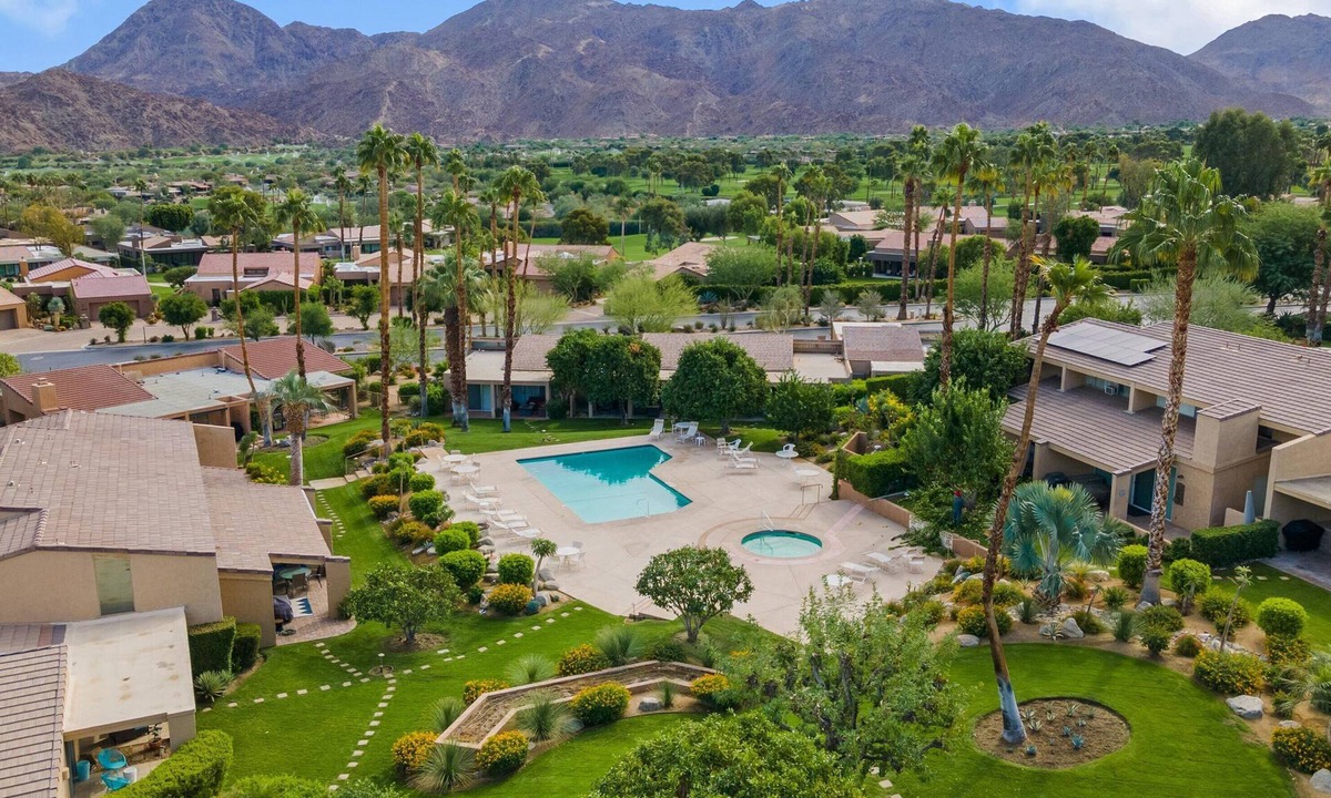Palm Desert Condo | Peaceful Palm Desert Getaway