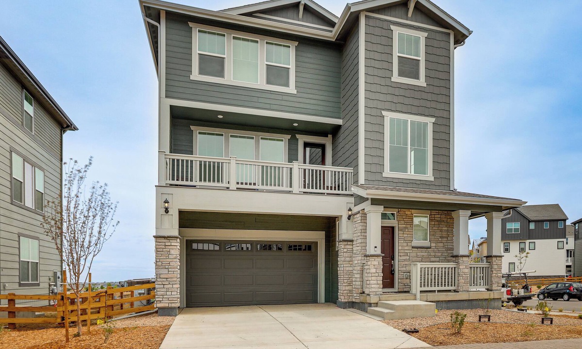 Brighton House | Pets Welcome! Thornton Extended Stay w/Balcony
