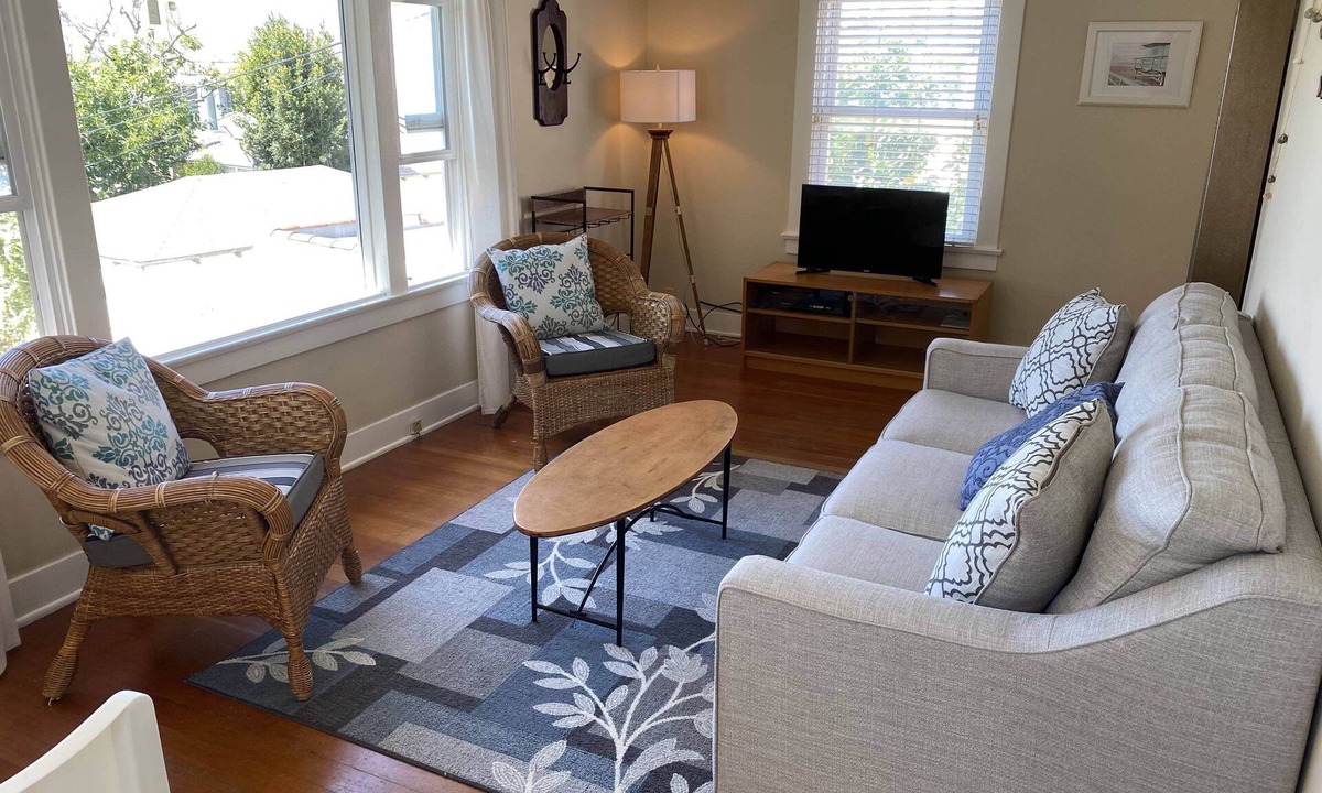 South Redondo House | Private, Fully Detached Beach House W/Stunning Ocean View!