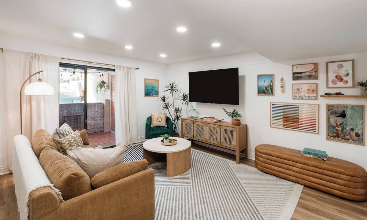 Palm Springs Condo | PS Retreat - Luxurious Centrally Located Condo!