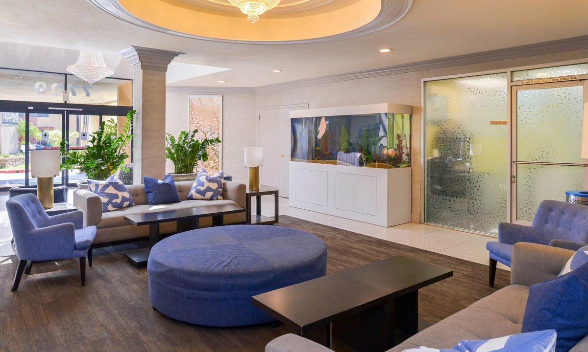 South Montebello Hotel | Quality Inn & Suites Montebello - Los Angeles