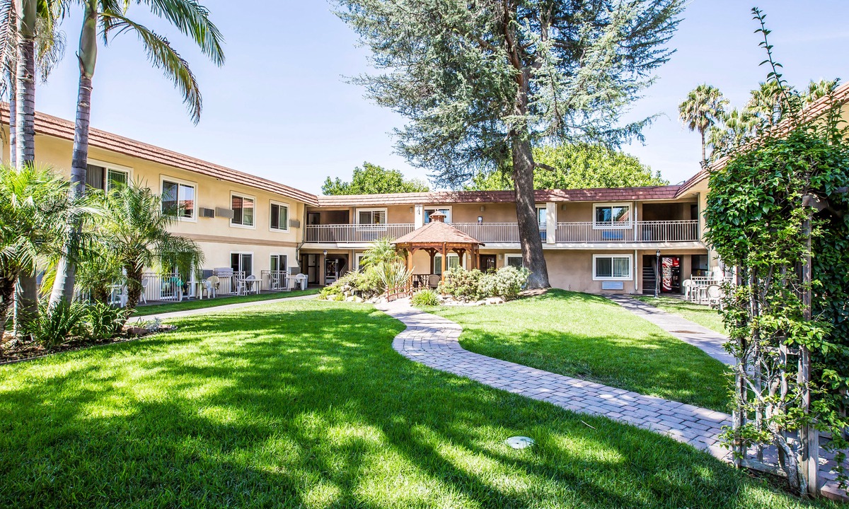 Thousand Oaks Hotel | Quality Inn & Suites Thousand Oaks - US101