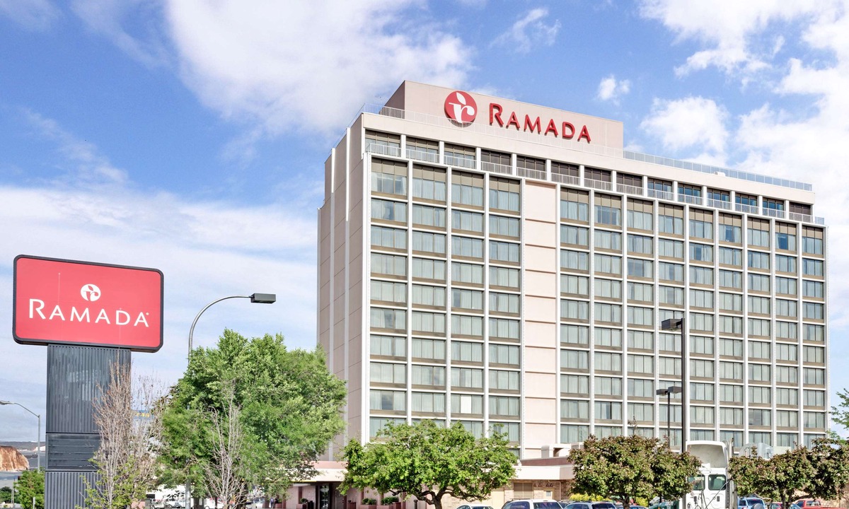 Northeast Reno Hotel | Ramada by Wyndham Reno Hotel and Casino