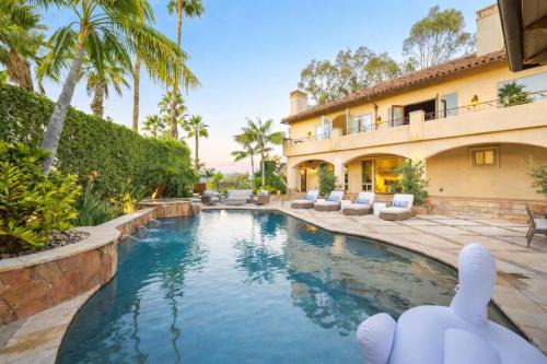 Fairbanks Ranch House | ResortHome Pickle Ball Pool MovieRoom Gym Sauna Villa