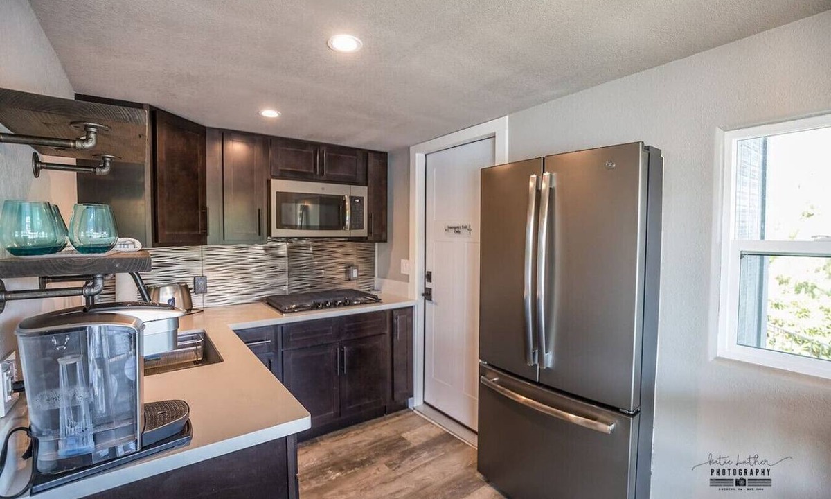 Cascade Apartment | Riverside Haven. Sac River - BBQ - 180* Views - WiFi