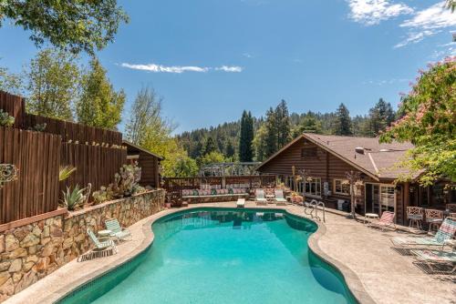 Hacienda House | Rocktop Lodge