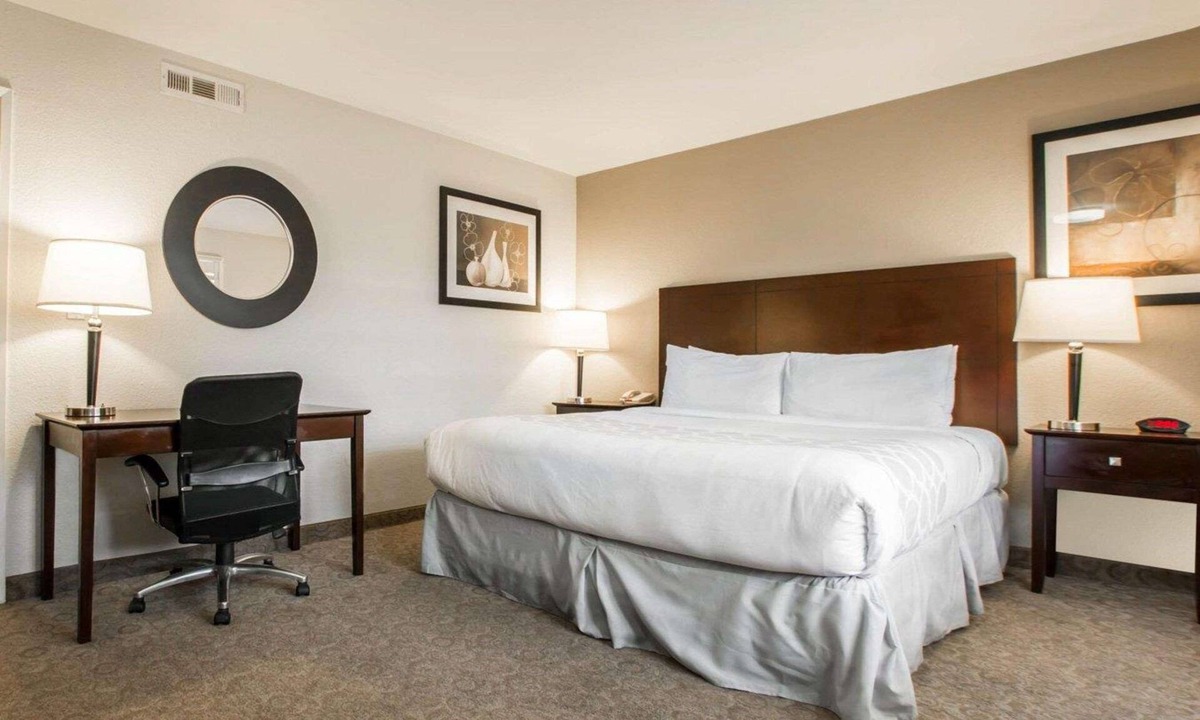 Westlake South Hotel | Rodeway Inn Los Angeles Convention Center