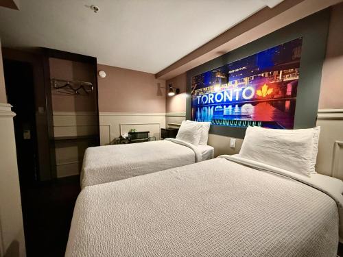 Cabbagetown South Hotel | Royal Oak Inn