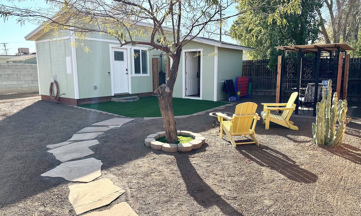 Alhambra House | Sage Sanctuary off Camelback