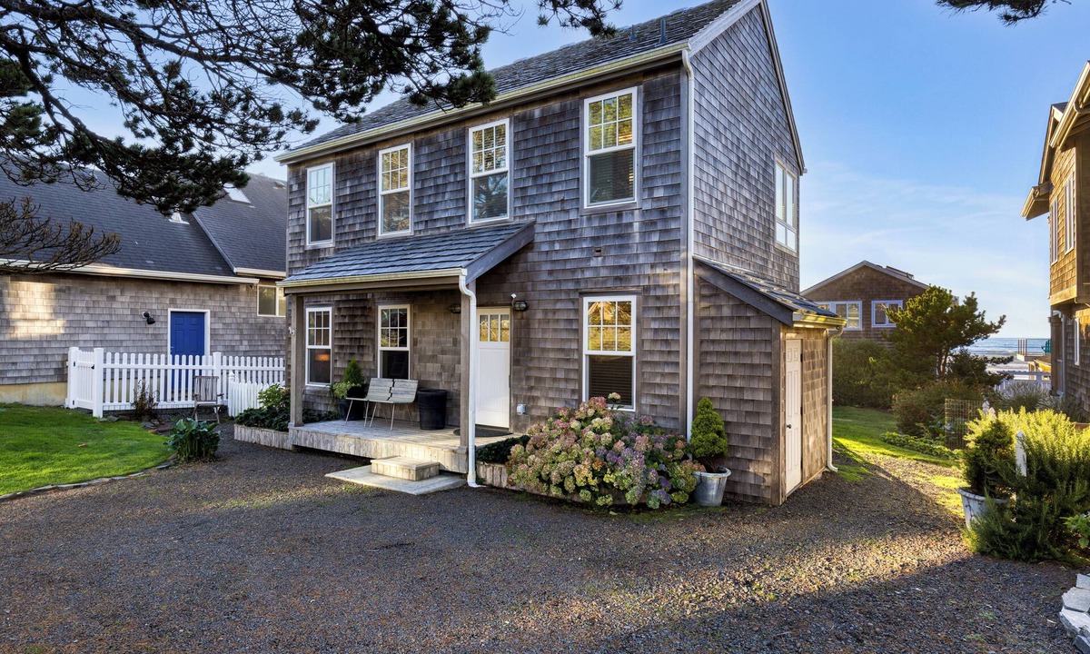 Tolovana Park House | Sea Cured | Beachside Retreat w/Hot Tub, Balcony Dining & Blue-Ceiling Charm