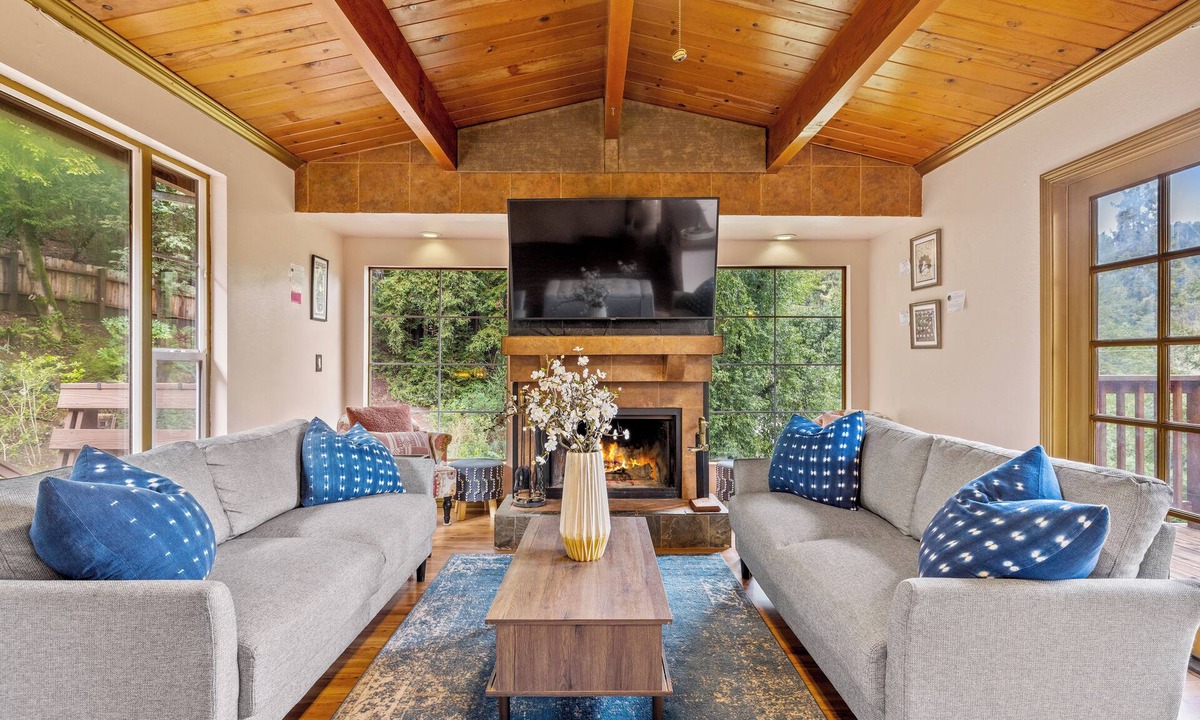 Forestville Cabin | Serene 2-bedroom cabin with Hot Tub, Deck, &BBQ