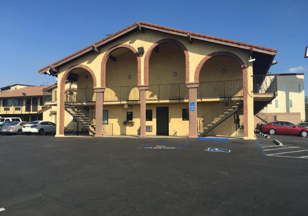South el Monte Hotel | Sierra Inn