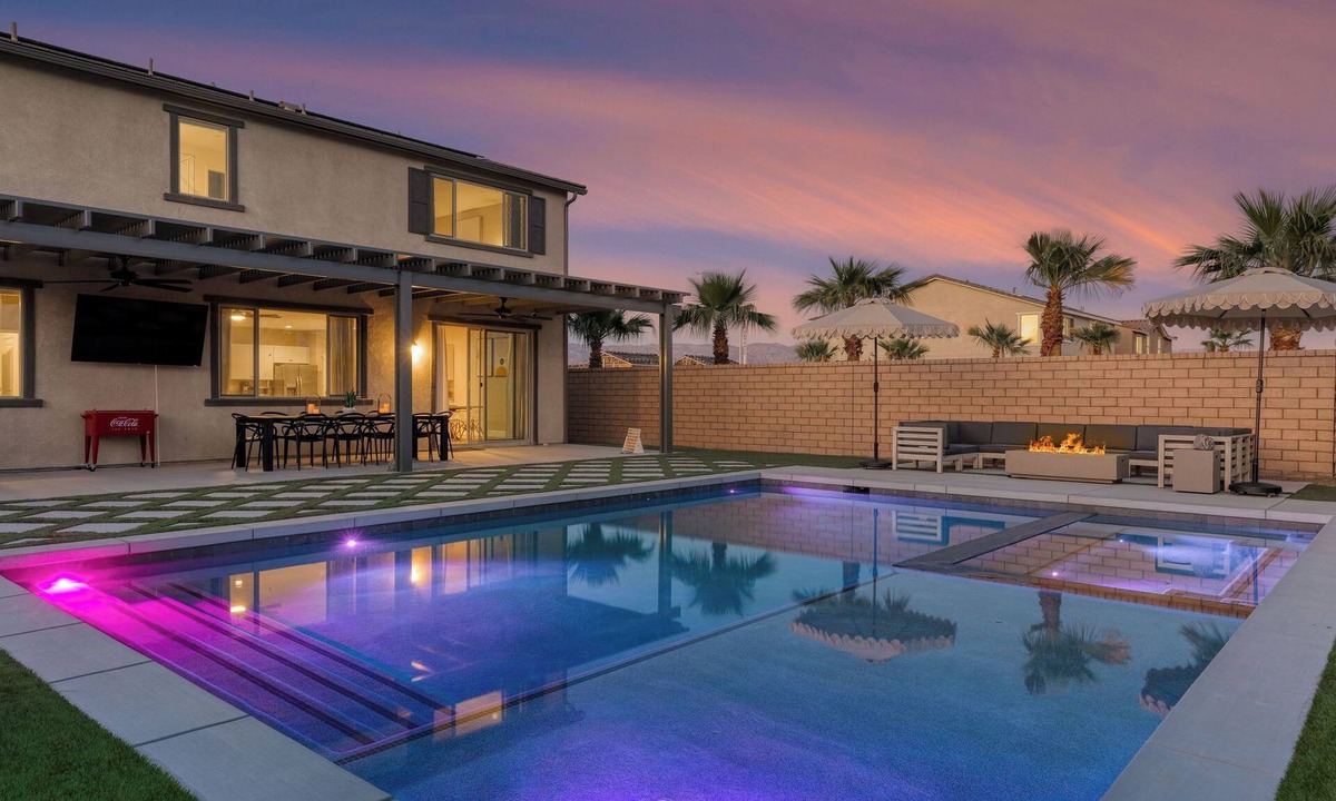 Coachella Cottage | Sleeps 16! Pool Oasis w/Game Room, Hot Tub, Fire Pit Desert Eden by Avantstay