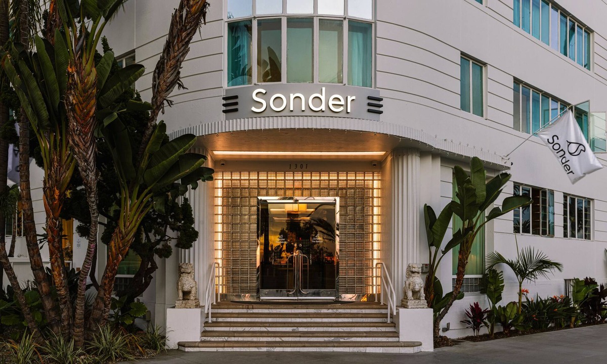 Downtown Apartment | Sonder The Beacon | King Suite w/Ocean View