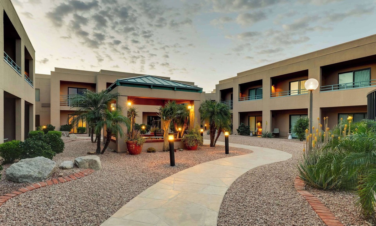 Mayo Clinic Hotel | Sonesta Select Scottsdale at Mayo Clinic Campus