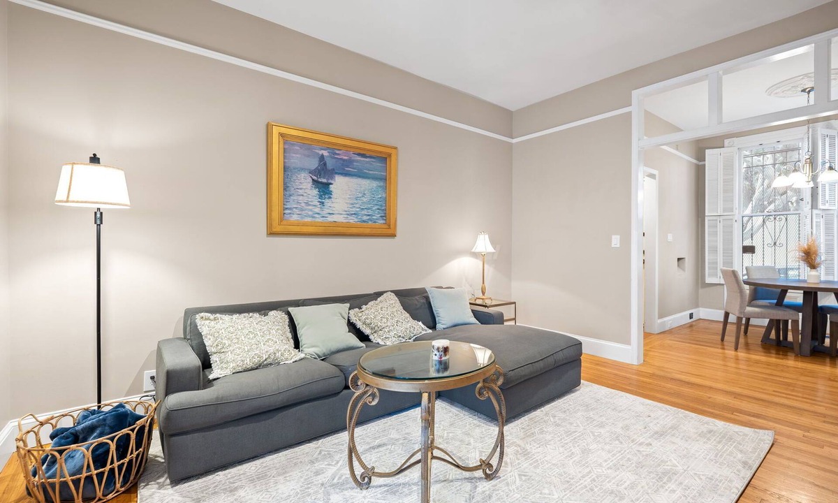 Lower Haight Condo | Spacious 1 Bedroom Apartment in Hayes Valley