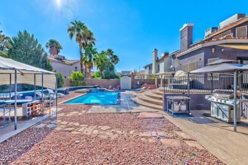 Green Valley North House | Spacious Home free early check-in if available!