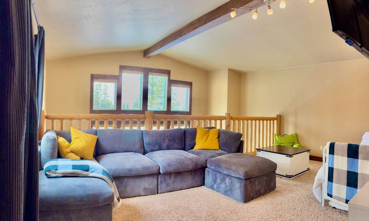 Kirkwood House | Spacious town house in Kirkwood